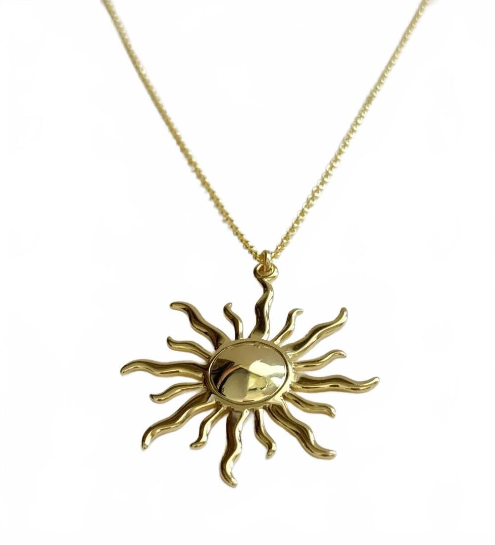 NEW TRAMPS+THIEVES women's soleil necklace in gold